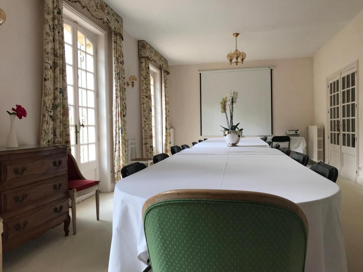 Hotel Restaurant Le Centenaire Les Eyzies المظهر الخارجي الصورة